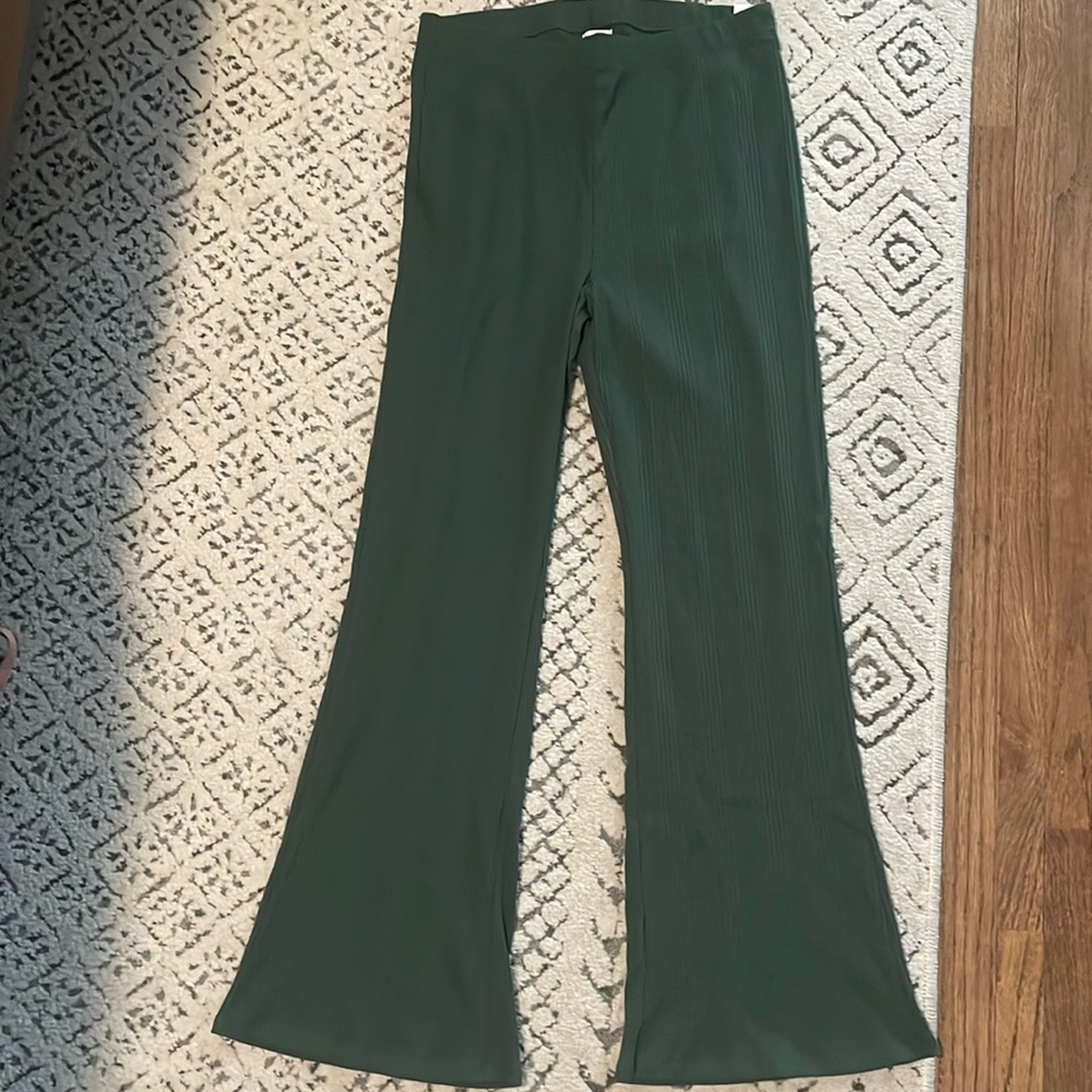 NWT aerie M leggings flare